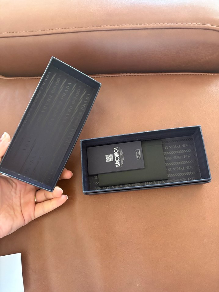 Prada gözlük kutusu kılıf - Görsel 3