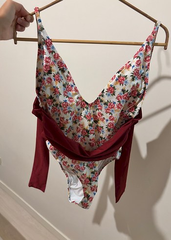 Burgundy Çiçek Desenli Bohem Mayo