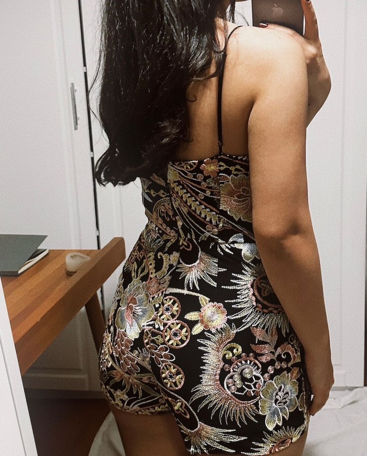 Guess Parlak Desenli Mini Tulum - Görsel 3