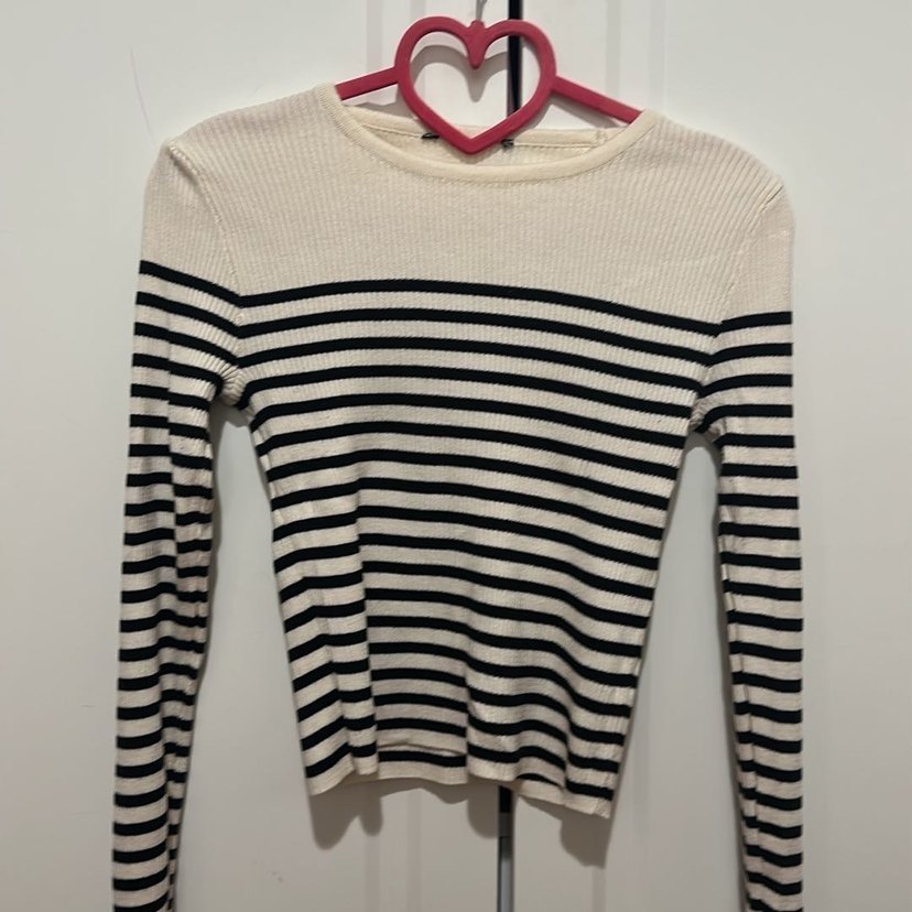 Çizgili Beyaz Gri Örgü Kadın Kazak - Görsel 2