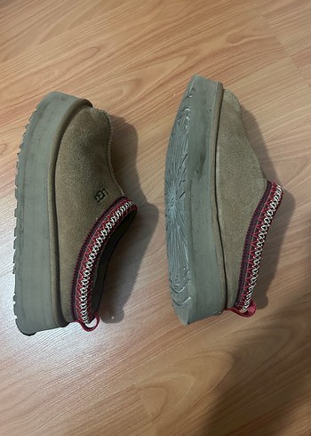 Orijinal UGG Tazz Taba Kadın Terlik - Görsel 6