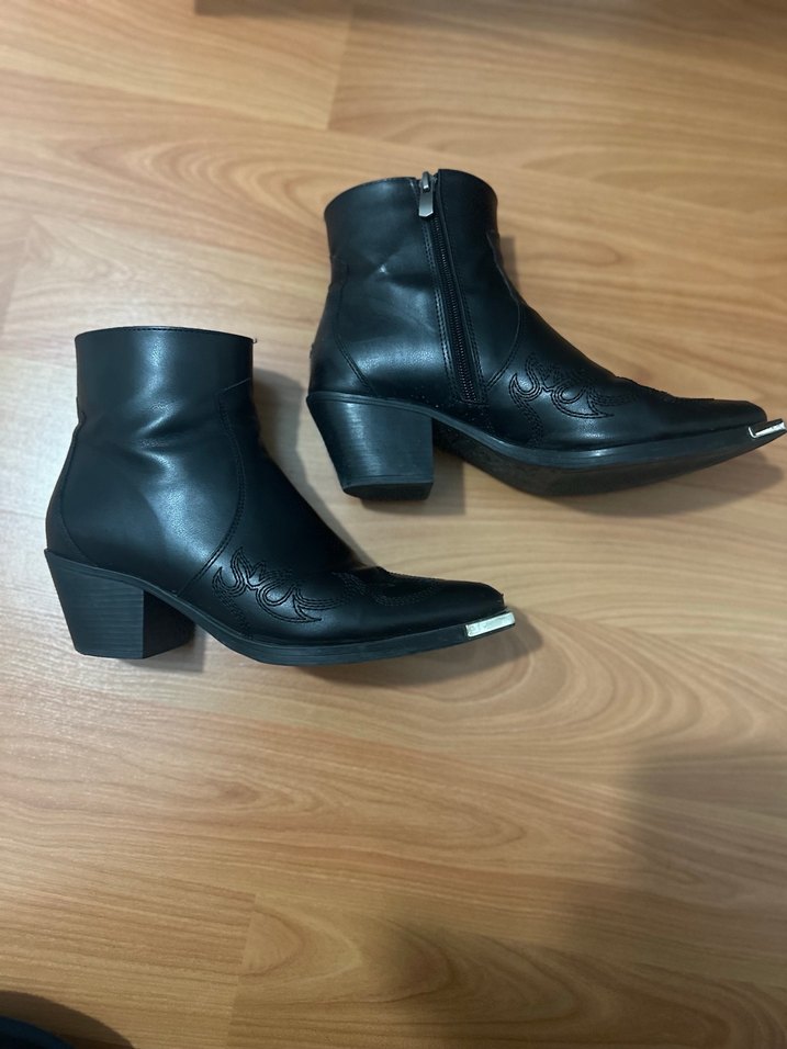 Kadın Siyah Kovboy Bot - Görsel 5