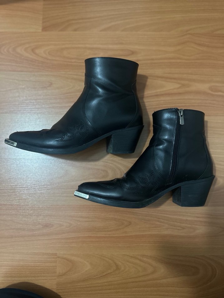 Kadın Siyah Kovboy Bot - Görsel 3