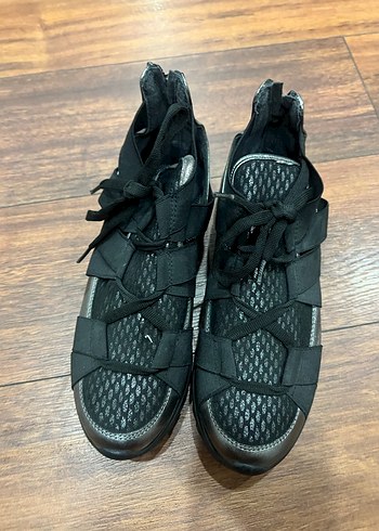 Yılan Desenli Siyah Platform Topuklu Spor Ayakkabı - Görsel 6