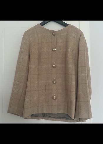 Düğmeli Bej Vintage Kadın etek ceket takımı