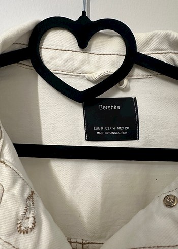 Bershka Düğmeli Beyaz Denim Ceket