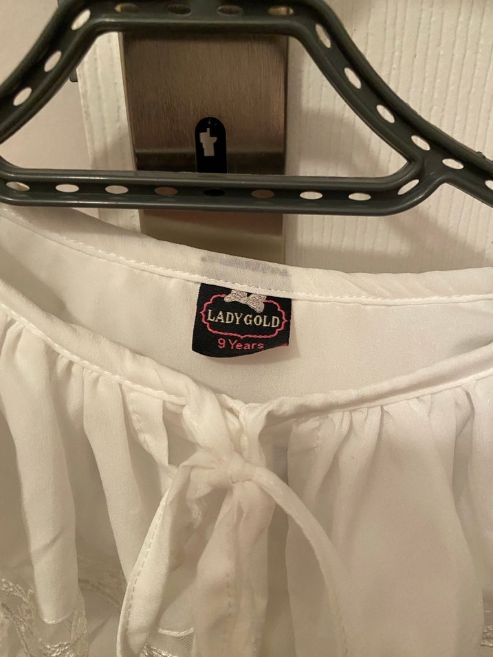 Dantel Detaylı Fırfırlı Beyaz Bluz - Görsel 3