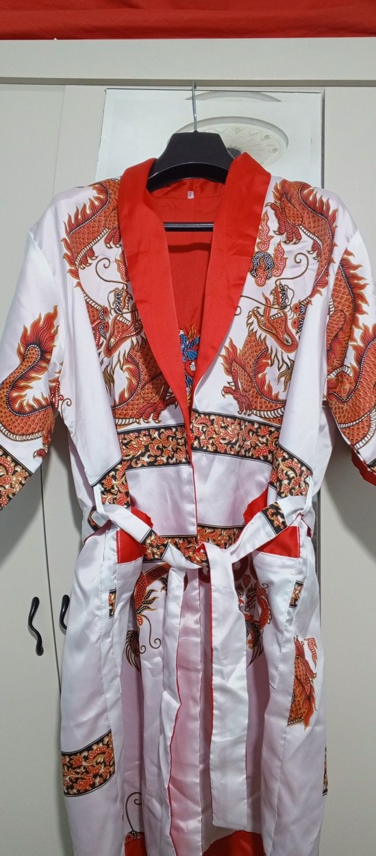 Uzun Desenli Kadın Sabahlık - Görsel 3