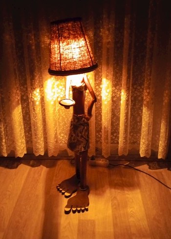 Ahşap Gövdeli Kahverengi Lambader - Görsel 8