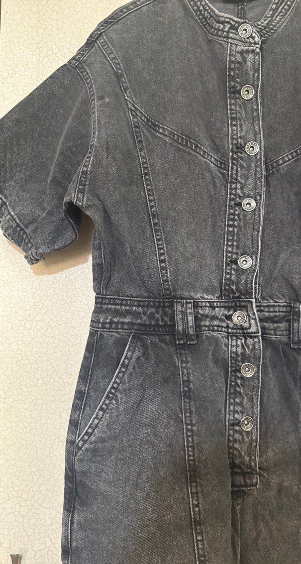 Düğmeli Gri Denim Kısa Tulum - Görsel 4