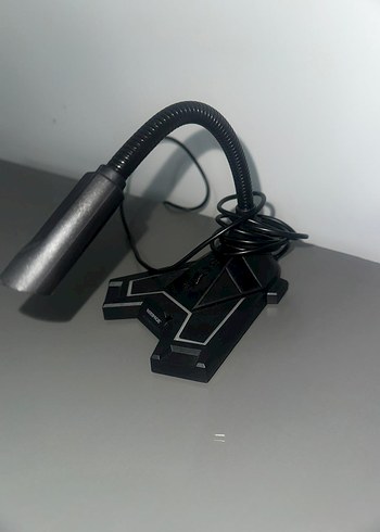 Kablolu kırmızı siyah klavye ve siyah mause ile siyah mikrafon - Görsel 9