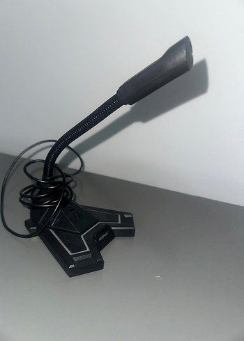 Kablolu kırmızı siyah klavye ve siyah mause ile siyah mikrafon - Görsel 6