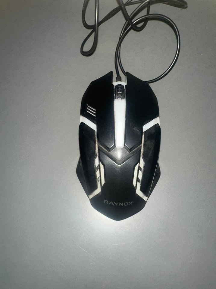 Kablolu kırmızı siyah klavye ve siyah mause ile siyah mikrafon - Görsel 5