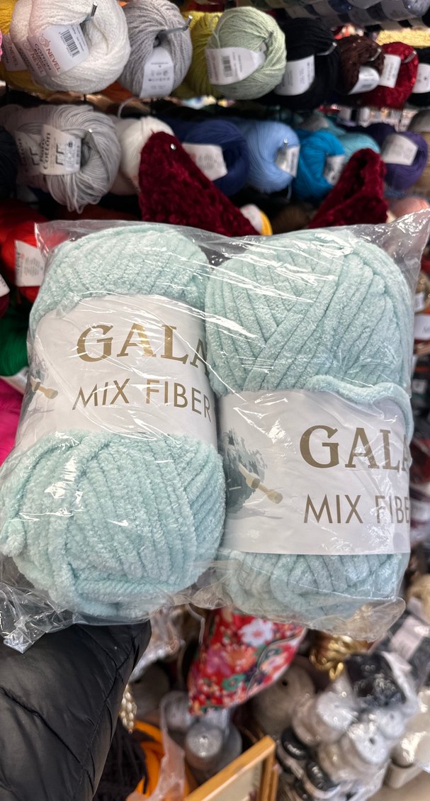 6 yumak kalın kadife ip - Görsel 2