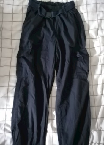 Siyah Kemerli Pantolon