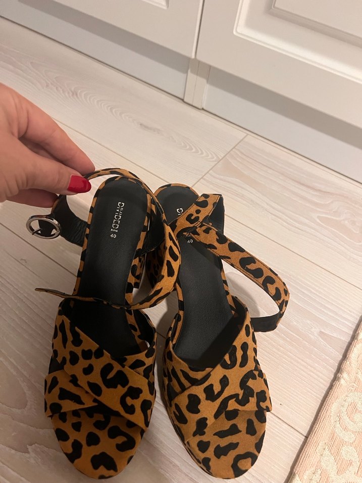 Leopar Desenli Platform Topuklu Kadın Ayakkabı - Görsel 3