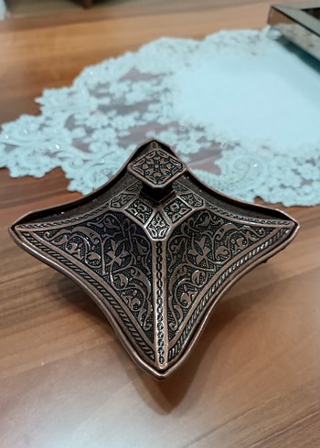 Diğer Koyu Kahverengi Detaylı bakır Dekoratif Vazo
