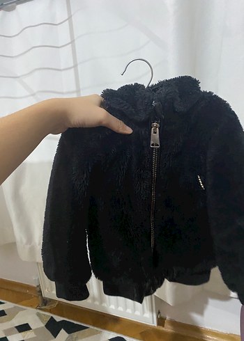 Kız Çocuk Siyah Kürk Detaylı Mont - Görsel 2