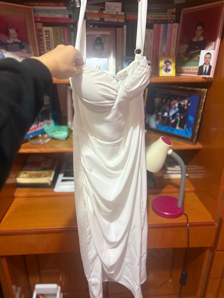 Beyaz Nikah Elbisesi - Görsel 3