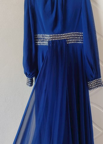 Uzun Kollu Mavi İşlemeli Abiye Elbise - Görsel 2