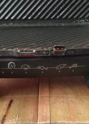 Arızalı Tefal Kırmızı Tost Makinesi - Görsel 2