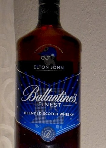 Ballantine's Finest Mavi Vintage Viski Şişesi Özel koleksiyon - Görsel 5