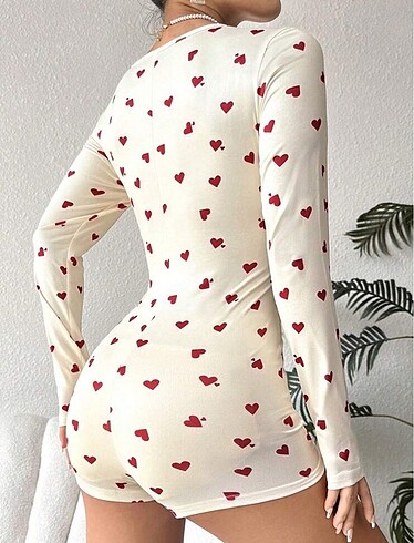 Diğer Kalp baskılı mini tulum pijama