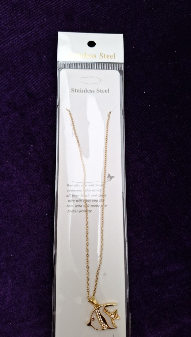 Altın Renkli Mini Balık Figürlü Zincir Kolye - Görsel 2