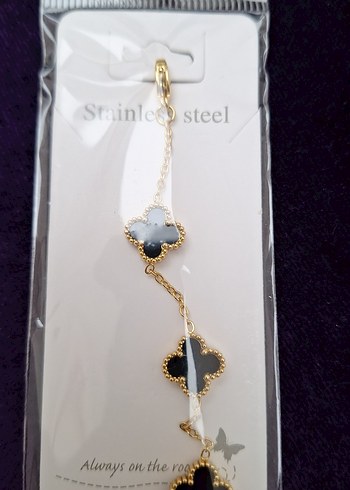 Zincir Detaylı Minimalist Altın Bileklik - Görsel 3