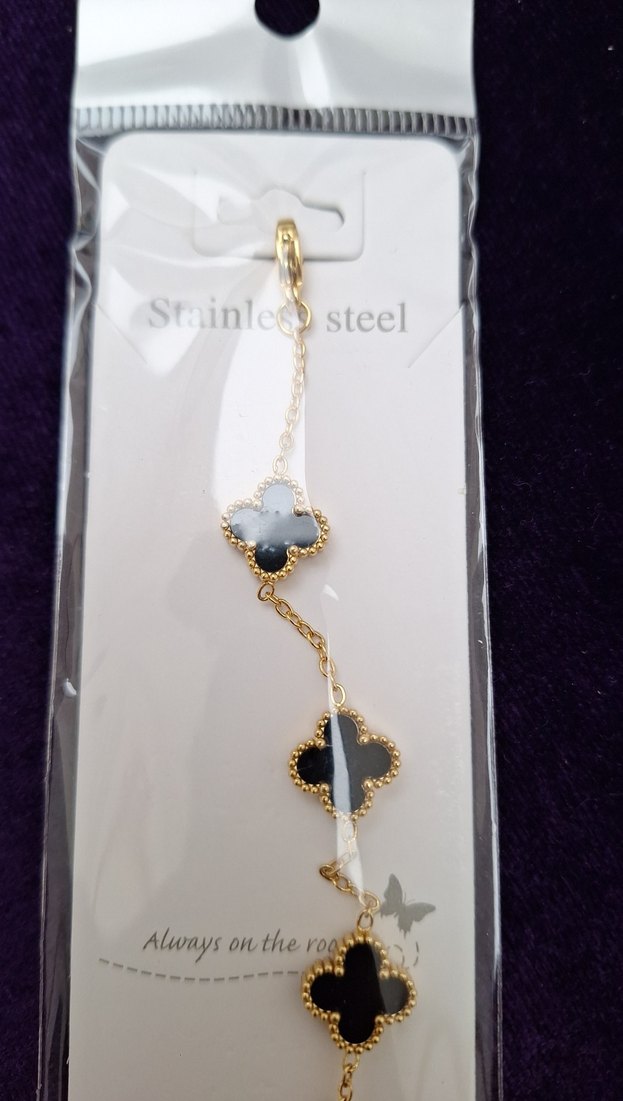 Zincir Detaylı Minimalist Altın Bileklik - Görsel 3