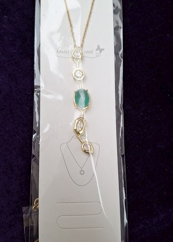 Uzun Zincir Detaylı Altın Renk Kadın Kolye - Görsel 2