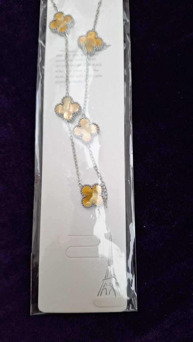 Altın Renkli Uzun Zincirli Kadın Kolye - Görsel 2