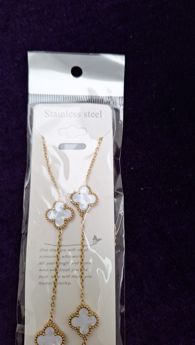 Uzun Zincirli Altın Renk Minimalist Kolye - Görsel 3