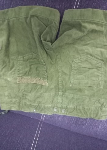 Düğmeli Yeşil Süet  Şort - Görsel 3