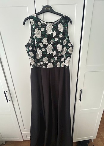 Dantel Detaylı Siyah Çiçekli uzun abiye - Görsel 2