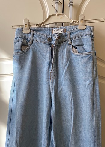 26 Beden Mavi Kadın Midi Boy Rahat Kesim Jean