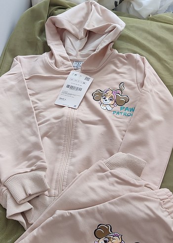 Kız Çocuk Kapüşonlu Fermuarlı Pembe Ceket
