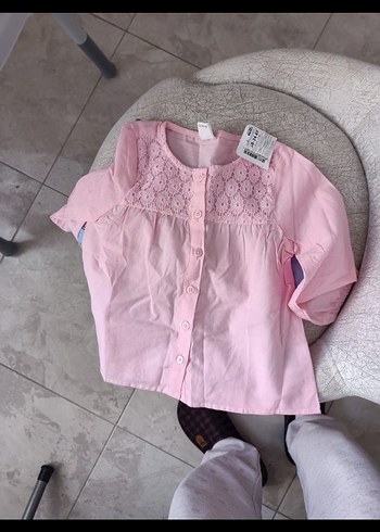Düğmeli Pembe Nakışlı Kız Çocuk Uzun Kollu Gömlek - Görsel 2