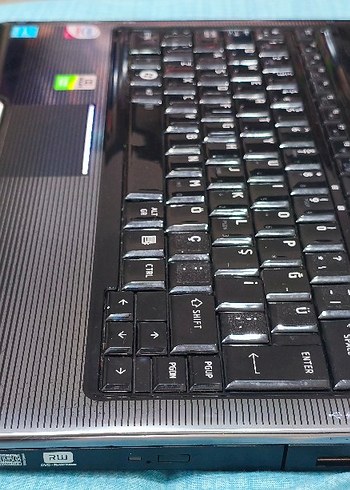 TOSHİBA U400 PRO..13.3 İNC. İS VE OFİS LAPTOBU..TEMİZ SORUNSUZ. - Görsel 5