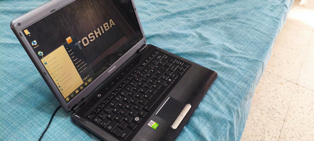 TOSHİBA U400 PRO..13.3 İNC. İS VE OFİS LAPTOBU..TEMİZ SORUNSUZ. - Görsel 2