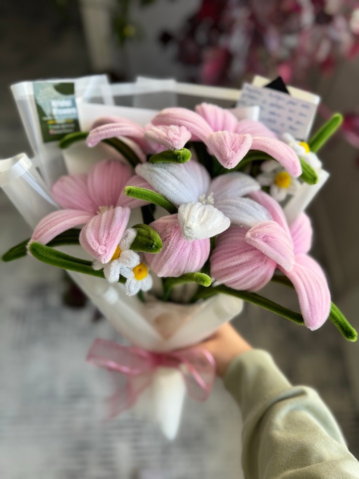 Zambak El yapımı çiçek buketi - Görsel 3