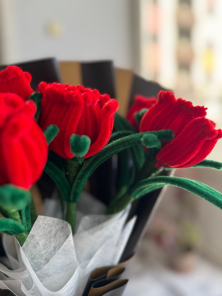 7li Kırmızı El yapımı Gül Buketi - Görsel 2