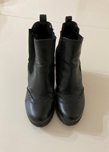 Siyah Deri Kadın Gotik Dolgu Topuklu Bot