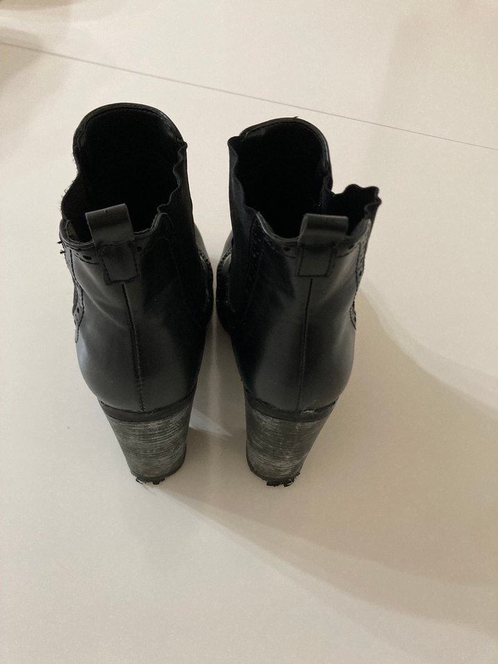 Siyah Deri Kadın Gotik Dolgu Topuklu Bot - Görsel 3