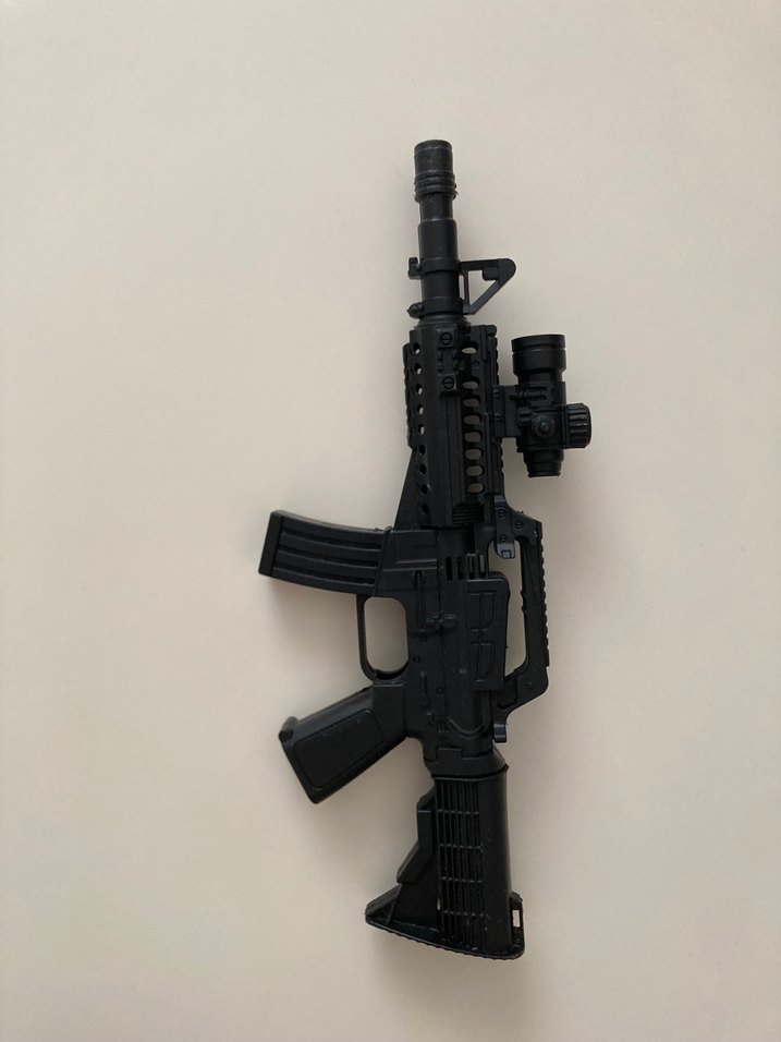 Siyah Oyuncak Tüfek - Görsel 3