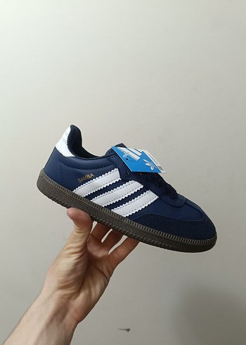 Kadın Lacivert Spor Ayakkabı