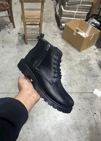 Siyah Bağcıklı Erkek Bot - Görsel 5