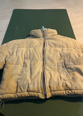 s Beden Bej Fermuarlı Kadın mont BERSHKA S / Xs