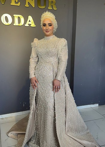 Uzun Kollu İşlemeli bej Nişan Elbisesi - Görsel 4