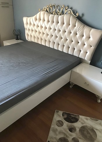 Gri Baskılı Yatak Örtüsü